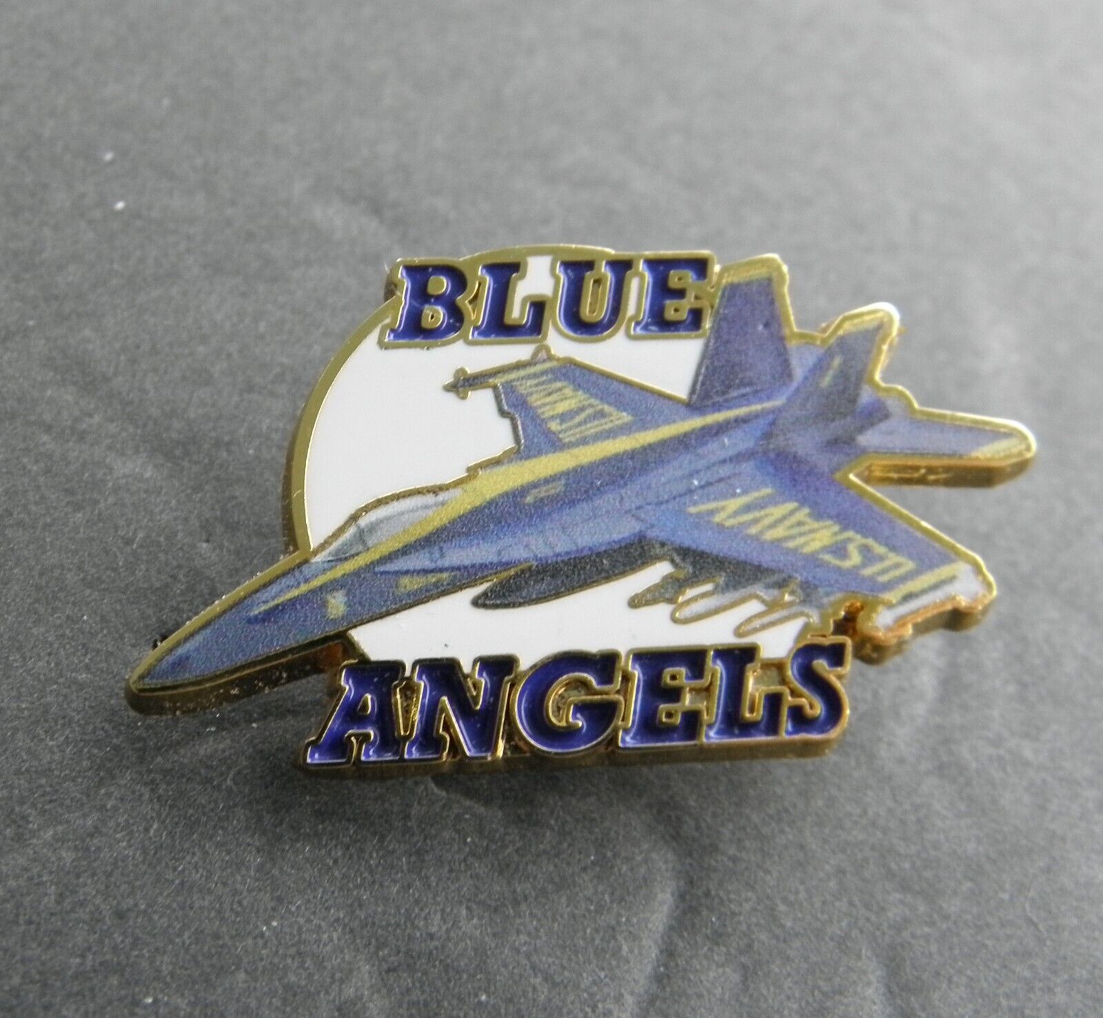 BLUE ANGELS HORNET FA-18 PRINTED ENAMEL LAPEL PIN NAVY USN BADGE 1.5 INCHES